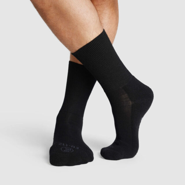 merino socks medium cushioned crew black